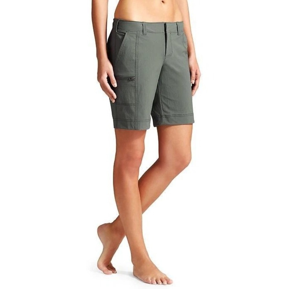 Athleta Palisade Short In Jasper Green- Women's Size 8- Casual Travel Athleisure